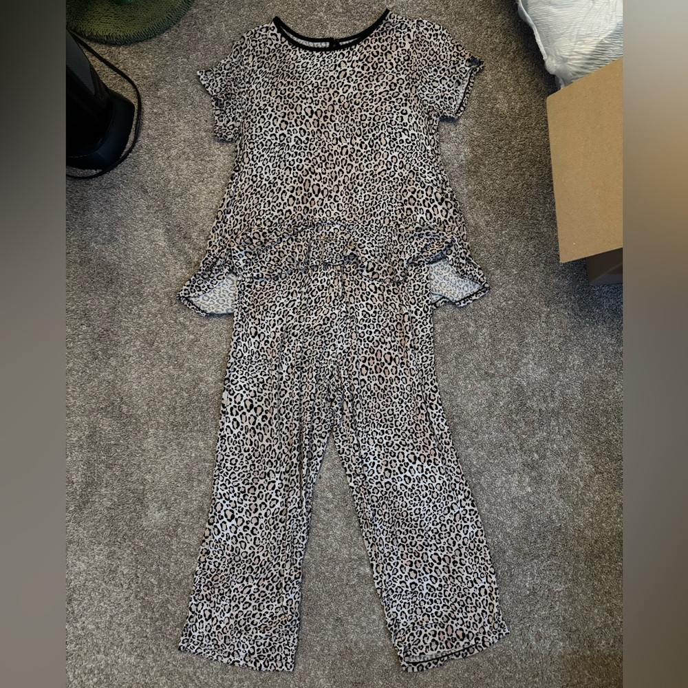 pajama set